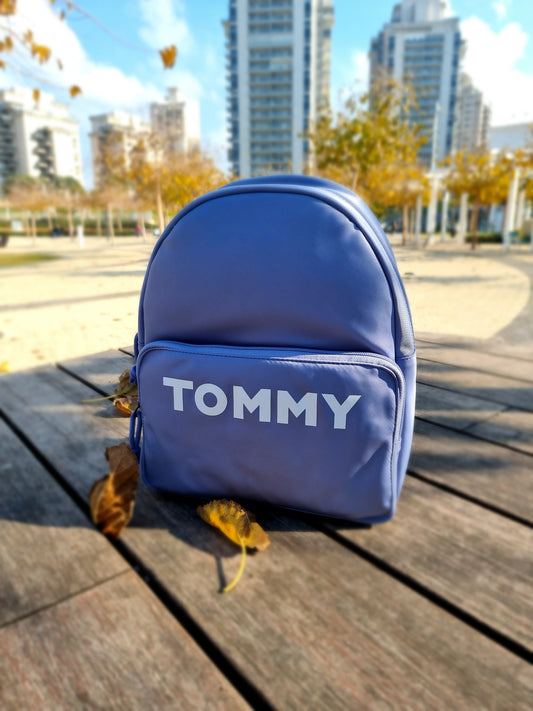 Середній купольний рюкзак Tommy Hilfiger Cory II